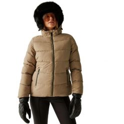 Damska kurtka narciarska z kapturem Dare 2B Glamourize V. Brązowe kurtki damskie Dare 2b, na zimę, bez wzorów, z kapturem. Za 449.99 zł.