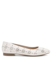 Lasocki Baleriny RST-KAJA-27 Biały. Białe balerinki damskie Lasocki, bez wzorów, ze skóry. Za 169.99 zł.