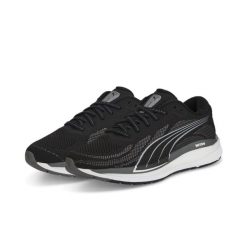 Buty do biegania dla kobiet Puma Magnify Nitro Knit. Białe obuwie sportowe damskie Puma, bez zapięcia, do biegania. W wyprzedaży za 417.45 zł.
