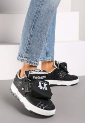 Czarne Płaskie Sznurowane Sneakersy z Napisami Friefra. Czarne obuwie sportowe damskie Born2be, z materiału, bez zapięcia. Za 99.99 zł.