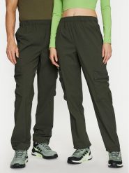 Rains Spodnie materiałowe Tomar Pants Regular 19300 Zielony Regular Fit. Zielone spodnie materiałowe damskie Rains, bez wzorów, z materiału. Za 269.99 zł.