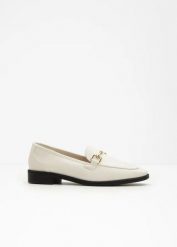 Loafersy ze sprzączką. Białe balerinki damskie bonprix, bez wzorów. Za 107.99 zł.