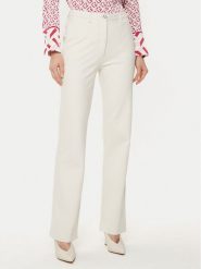 Guess Spodnie materiałowe W5RB30 KCMU2 Beżowy Regular Fit. Brązowe spodnie materiałowe damskie Guess, z aplikacjami, z materiału. Za 259.99 zł.