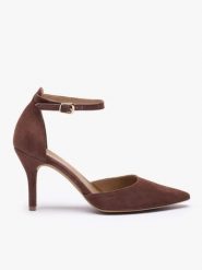 Ciemnobrązowe czółenka na szpilce. Brązowe czółenka damskie Ryłko, bez wzorów, z gumy, bez obcasa, na obcasie. Za 399.99 zł.