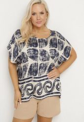 Granatowa Bluzka Nietoperz z Wiskozy w Abstrakcyjny Print Jenoloria. Niebieskie bluzki damskie Born2be, xl, bez wzorów, z jeansu, eleganckie, bez kołnierzyka, bez ramiączek. Za 39.99 zł.