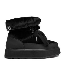 Śniegowce Juicy Couture. Czarne śniegowce damskie Juicy Couture. Za 329.99 zł.