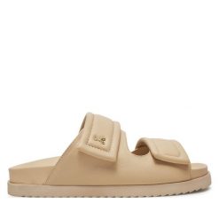 Klapki Patrizia Pepe. Brązowe klapki damskie Patrizia Pepe, bez wzorów, bez obcasa, bez zapięcia. Za 549.99 zł.