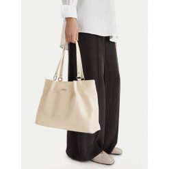 Torebka Lasocki. Shopper bag Lasocki, bez wzorów, bez dodatków. Za 199.99 zł.