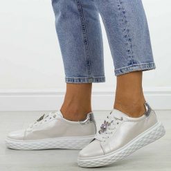 Perłowe skórzane sneakersy damskie Sergio Leone Sp110. Brązowe obuwie sportowe damskie Sergio Leone, na jesień, z jeansu, bez zapięcia. Za 199.00 zł.