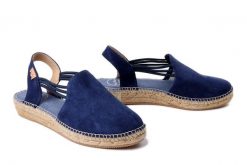 TONI PONS NURIA navy, sandały damskie. Niebieskie sandały damskie Toni Pons, bez wzorów, bez obcasa, bez zapięcia. Za 254.92 zł.