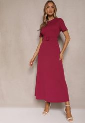Ciemnoróżowa Sukienka o Rozkloszowanym Kroju z Ozdobnym Paskiem Desiliena. Czerwone sukienki damskie Renee, bez wzorów, z denimu, eleganckie, bez ramiączek. W wyprzedaży za 99.99 zł.