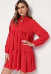 Czerwona Rozkloszowana Sukienka z Falbanką Uxaria. Czerwone sukienki damskie Born2be, z aplikacjami, eleganckie, bez ramiączek. Za 54.99 zł.