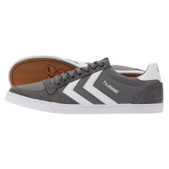 Buty sportowe dla dorosłych Hummel Slimmer stadil. Białe obuwie sportowe casual damskie Hummel, bez zapięcia, trekkingowe. Za 272.55 zł.