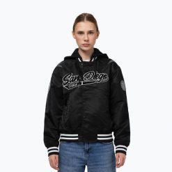 Kurtka damska Pitbull Angela San Diego Hooded Varsity. Czarne kurtki damskie PITBULL, l, bez wzorów, z materiału, bez kaptura. Za 189.99 zł.
