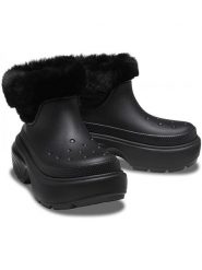 Crocs Botki zimowe "Stomp Lined" w kolorze czarnym rozmiar: 39/40. Czarne botki damskie Crocs, na zimę, bez obcasa, bez zapięcia. Za 267.92 zł.