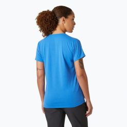 Koszulka damska Helly Hansen Skog Recycled Graphic ultra. Niebieskie bluzki damskie Helly Hansen, bez wzorów, sportowe, bez kołnierzyka, bez ramiączek. Za 129.99 zł.