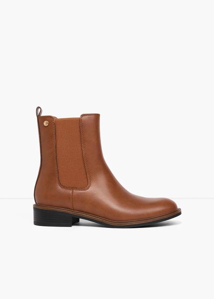 Sztyblety Esprit. Brązowe botki damskie bonprix, bez obcasa, bez zapięcia. Za 299.99 zł.