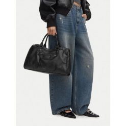 Torebka JENNY. Czarne torebki klasyczne damskie Jenny, bez dodatków. Za 159.99 zł.