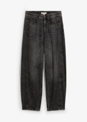 Jeansy o kroju balloon, mid waist, z bardzo miękkiego materiału. Niebieskie jeansy damskie bonprix. Za 149.99 zł.