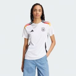 Koszulka Germany 24 Home. Białe bluzki damskie Adidas, xs, bez wzorów, z materiału, bez kołnierzyka, bez ramiączek. Za 449.00 zł.
