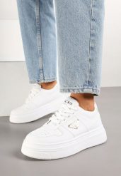 Białe Sneakersy Vices na Grubej Podeszwie z Geometryczną Ozdobą i Perforacją Karvesa. Białe obuwie sportowe damskie Born2be, z jeansu, bez zapięcia. Za 109.99 zł.