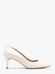 Kremowe ślubne czółenka ze skóry licowej. Brązowe czółenka damskie Ryłko, bez wzorów, z gumy, bez obcasa, na obcasie. W wyprzedaży za 279.99 zł.