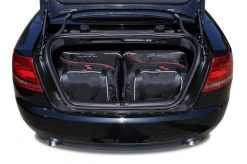 Torby Do Bagażnika Audi A4 Cabrio 2005-2009 4Szt Kjust. Czarne torby podróżne KJUST, bez wzorów, z kauczuku. Za 957.00 zł.