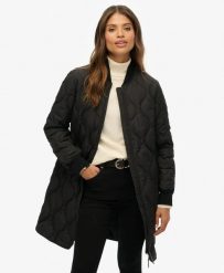 Superdry Długa pikowana kurtka wewnętrzna — Czarna. Czarne kurtki damskie Superdry, z aplikacjami, z elastanu, bez kaptura. Za 395.50 zł.