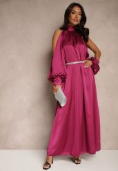Fioletowa Koktajlowa Satynowa Sukienka z Odkrytymi Ramionami Tirreti. Fioletowe sukienki damskie Renee, bez wzorów, z satyny, eleganckie, bez ramiączek. W wyprzedaży za 111.99 zł.