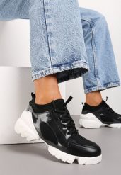 Czarne Sneakersy Bathaphaura. Czarne obuwie sportowe damskie Born2be, z materiału, bez zapięcia. Za 129.99 zł.