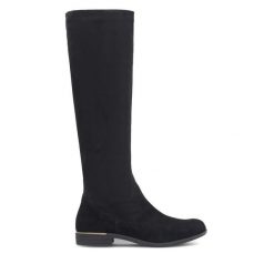 Kozaki Lasocki. Czarne kozaki damskie Lasocki, bez obcasa, na płaskiej podeszwie, bez zapięcia. Za 167.99 zł.