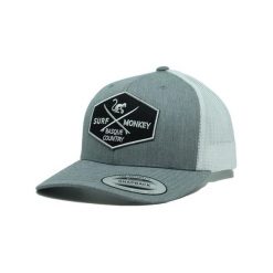 Czapka Trucker - 6 paneli / Uniwersalny rozmiar (Szary/Biały). Szare czapki z daszkiem damskie SURF MONKEY, z aplikacjami. Za 179.95 zł.