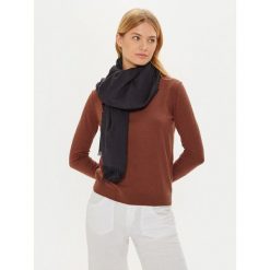 Chusta Guess. Czarne chusty damskie Guess, z aplikacjami. Za 299.99 zł.