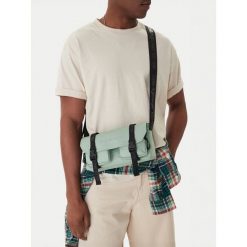 Saszetka Quiksilver. Zielone nerki i saszetki damskie Quiksilver, bez wzorów. Za 129.99 zł.