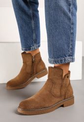 Brązowe Płaskie Botki Ozdobione Aplikacją i Przeszyciami Hariella. Brązowe botki damskie Born2be, z jeansu, eleganckie, bez obcasa, na płaskiej podeszwie, bez zapięcia. Za 129.99 zł.