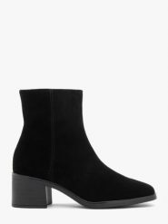 Czarne klasyczne botki ze skóry welurowej. Czarne botki damskie Ryłko, ze skóry, eleganckie, bez obcasa, na obcasie, bez zapięcia. Za 429.99 zł.