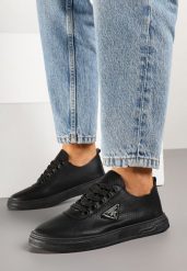 Czarne Tenisówki Zdobione Perforacją i Aplikacją Frolmio. Czarne obuwie sportowe damskie Born2be, z jeansu, bez zapięcia, tenisowe. Za 54.99 zł.