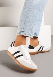 Białe Sneakersy z Imitacji Zamszu na Płaskiej Podeszwie Memeriana. Białe obuwie sportowe damskie Born2be, na lato, z jeansu, bez zapięcia, trekkingowe. Za 79.99 zł.