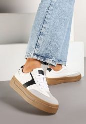 Biało-Czarne Sneakersy Typu Klasyczne Tenisówki na Grubej Podeszwie Hanistra. Białe obuwie sportowe damskie Born2be, bez wzorów, z jeansu, bez zapięcia. Za 109.99 zł.
