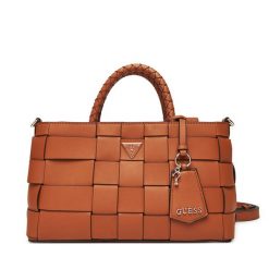 Torebka Guess. Brązowe torebki klasyczne damskie Guess, bez dodatków. Za 549.99 zł.