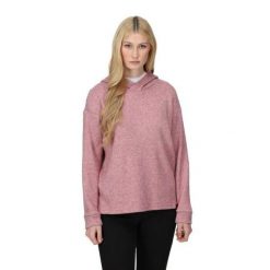 Bluza damska z kapturem Regatta Kassidy. Czerwone bluzy damskie Regatta, bez wzorów, z kapturem. Za 253.00 zł.