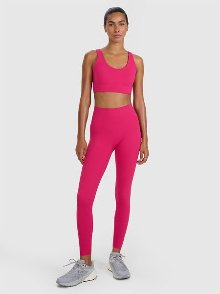 4F Legginsy treningowe szybkoschnące damskie - różowe L. Czerwone legginsy damskie 4F, l, bez wzorów, z dzianiny, z podwyższonym stanem, do biegania. Za 149.99 zł.