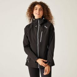 Kurtka trekkingowa dla kobiet Regatta Birchdale. Brązowe kurtki damskie Regatta, bez wzorów, bez kaptura. W wyprzedaży za 249.99 zł.