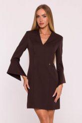 Elegancka sukienka z szerokimi mankietami dekolt V brązowa. Brązowe sukienki damskie MOE, bez wzorów, z tkaniny, biznesowe, bez ramiączek. Za 379.00 zł.