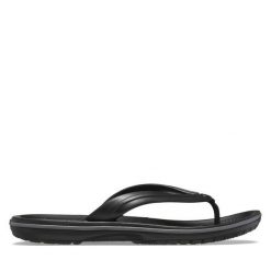 Japonki Crocs. Czarne klapki damskie Crocs, bez wzorów, bez obcasa, bez zapięcia. Za 119.99 zł.