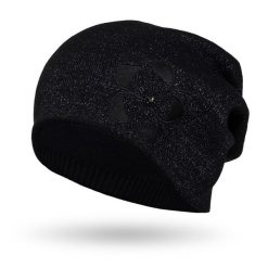 Czapka damska Peterson czarny PTN HAT-02. Czarne czapki damskie Peterson, na zimę, bez wzorów, z materiału. Za 54.00 zł.