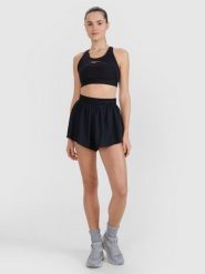 Spodenki treningowe fitness damskie szybkoschnące. Czarne spodenki sportowe damskie 4F, l, bez wzorów, z materiału, z podwyższonym stanem, do biegania. Za 129.99 zł.