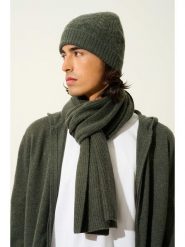 AUTHENTIC CASHMERE Kaszmirowy szal "Apolline" w kolorze khaki - 180 x 30 cm rozmiar: onesize. Brązowe szaliki damskie AUTHENTIC CASHMERE, na lato, bez wzorów, z kaszmiru. Za 360.17 zł.