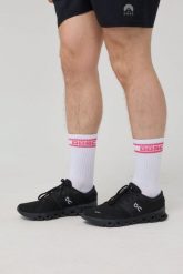 Skarpetki OOSC CREW - Różowe. Czerwone skarpetki damskie OOSC, bez wzorów, z bawełny. Za 58.99 zł.