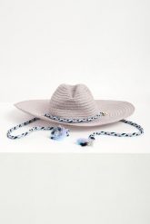 Kapelusz damski fedora EMPORIO ARMANI. Kapelusze damskie Emporio Armani, bez wzorów. W wyprzedaży za 666.42 zł.